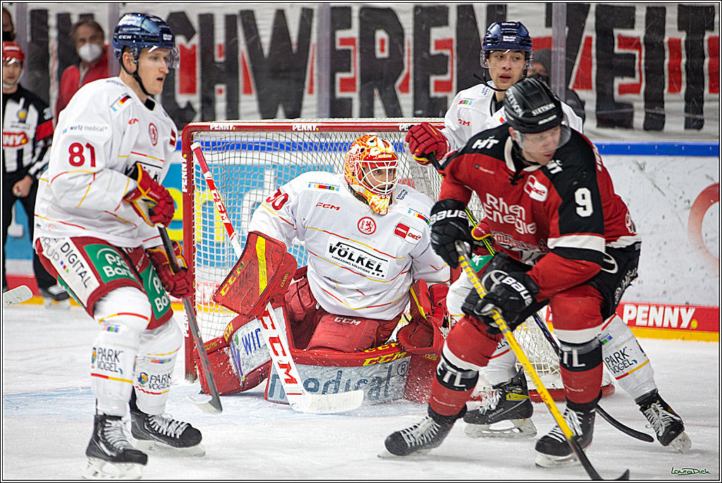 PENNY DEL; Koelner Haie- Duesseldorfer EG; Koeln, 16.01.2022